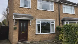 A house with freshly cleaned windows, by Battlefield.